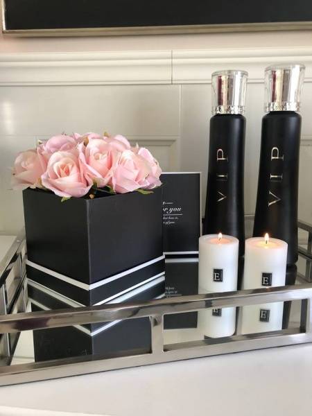 Flowerbox rosa roser