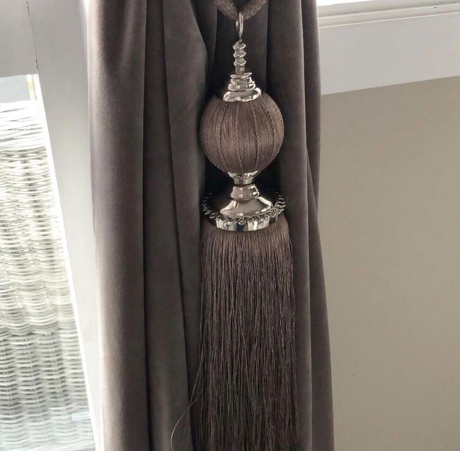 Hovedbilde Gardinbånd mørk beige